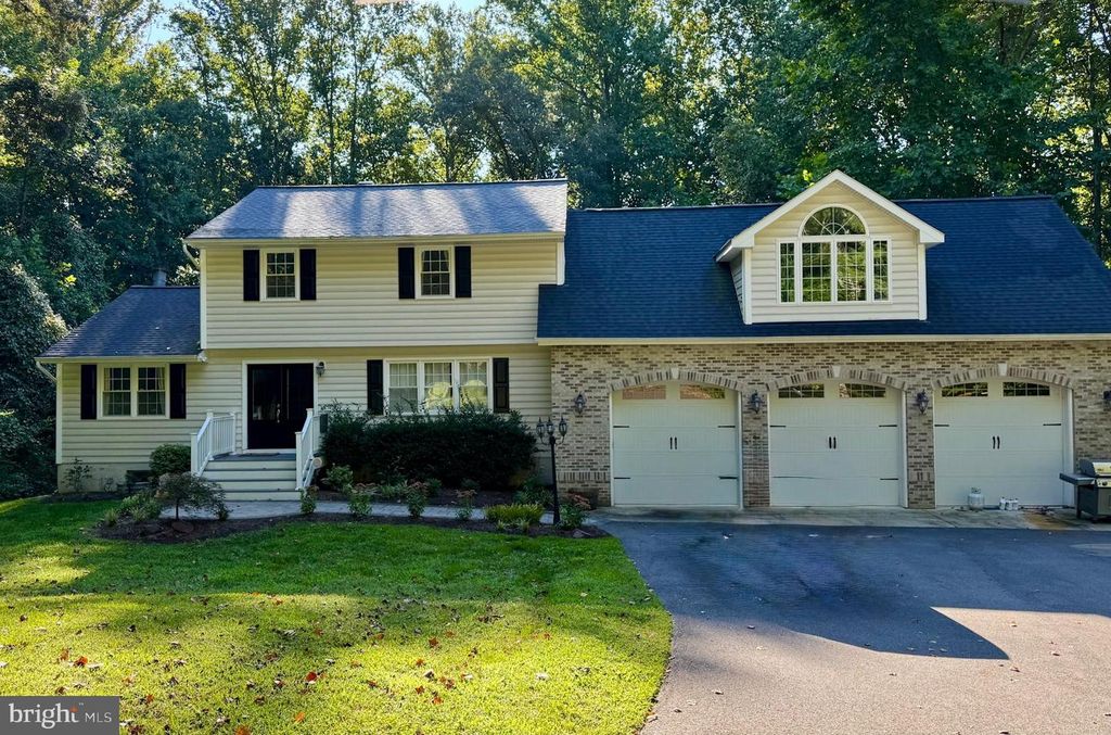 2196 HALLMARK CT, Gambrills, MD 21054
