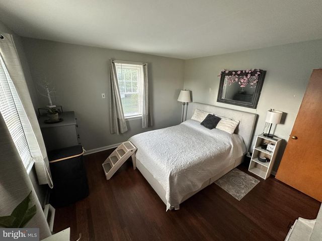 560 COATESVILLE RD, West Grove, PA 19390
