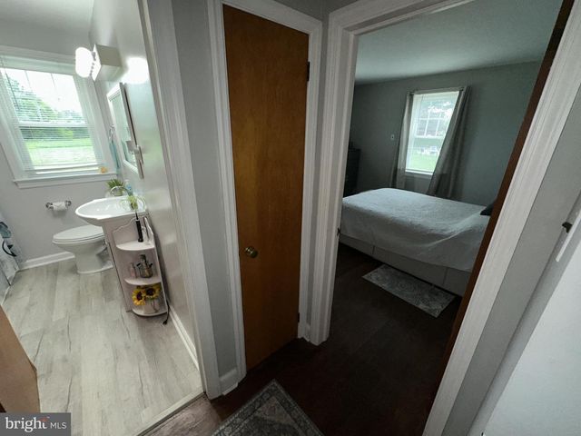 560 COATESVILLE RD, West Grove, PA 19390