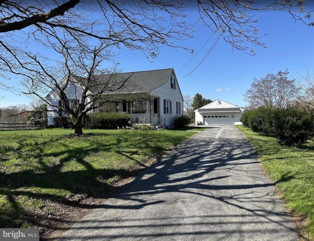 560 COATESVILLE RD, West Grove, PA 19390