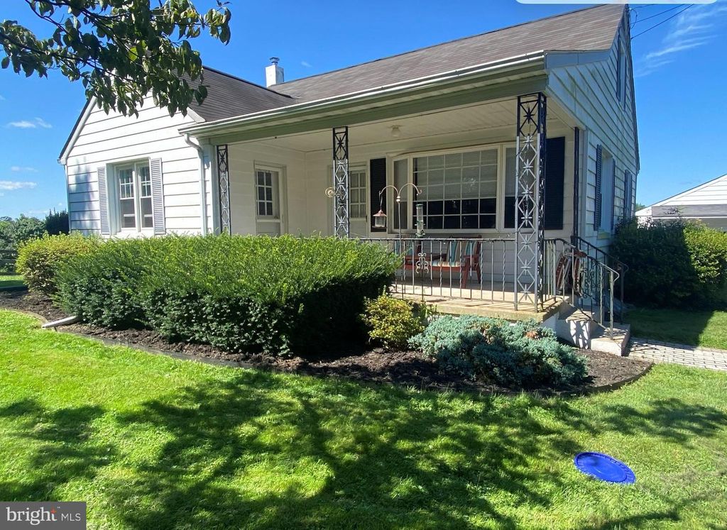 560 COATESVILLE RD, West Grove, PA 19390