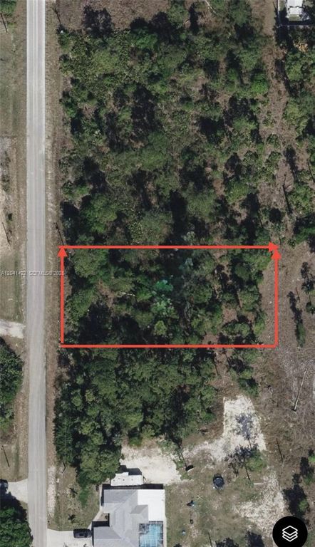 1012 Henry Ave., Lehigh Acres, FL 33972