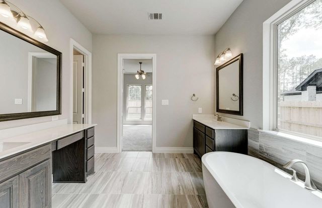 12411 Drifting Oakwood Lane, Cypress, TX 77433