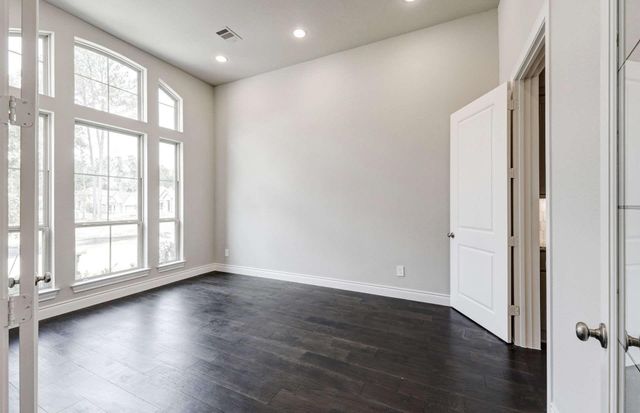 12411 Drifting Oakwood Lane, Cypress, TX 77433