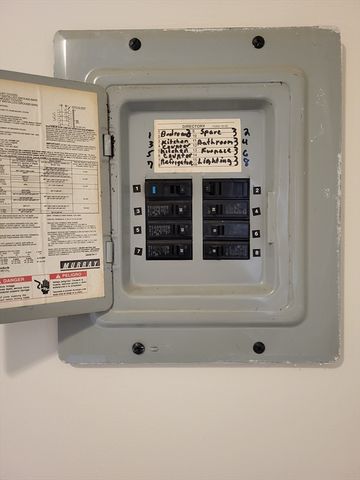 947 River Street 3, Boston, MA 02136