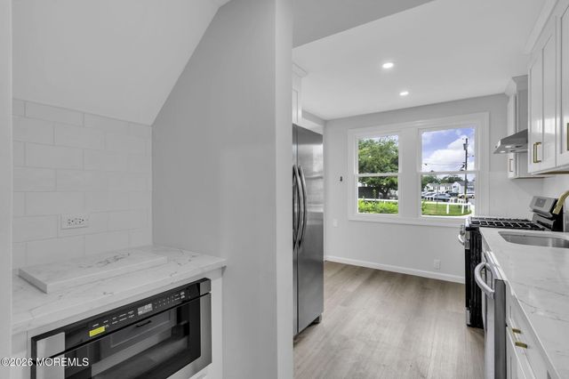 115 Barker Avenue, Shrewsbury Twp, NJ 07724