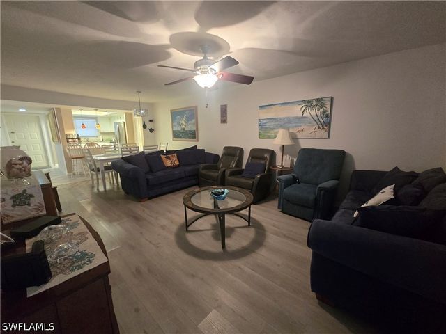 4955 Pepper CIR 105, Naples, FL 34113
