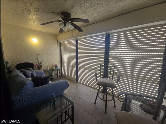 4955 Pepper CIR 105, Naples, FL 34113