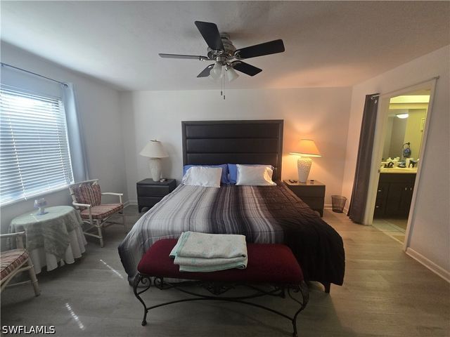 4955 Pepper CIR 105, Naples, FL 34113