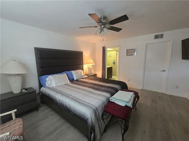 4955 Pepper CIR 105, Naples, FL 34113