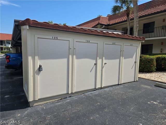 4955 Pepper CIR 105, Naples, FL 34113