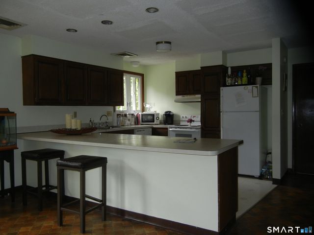 32 Cherry Street B, Milford, CT 06460