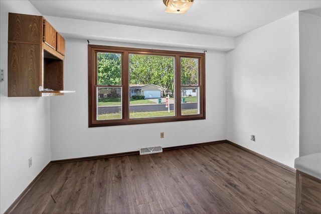 5310 Dennis Drive, Mcfarland, WI 53558