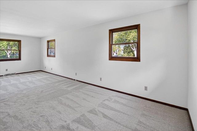 5310 Dennis Drive, Mcfarland, WI 53558