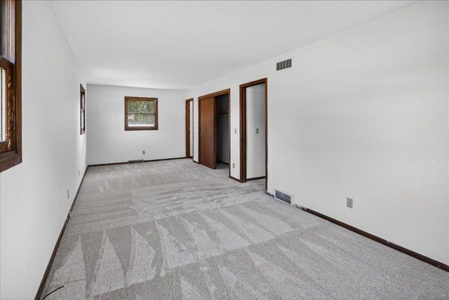 5310 Dennis Drive, Mcfarland, WI 53558