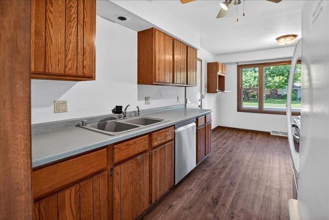 5310 Dennis Drive, Mcfarland, WI 53558