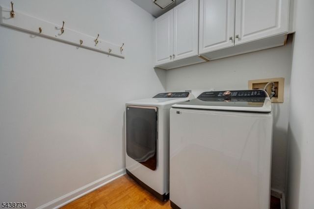 8 Glen Eagles Rd, Washington Twp., NJ 07882