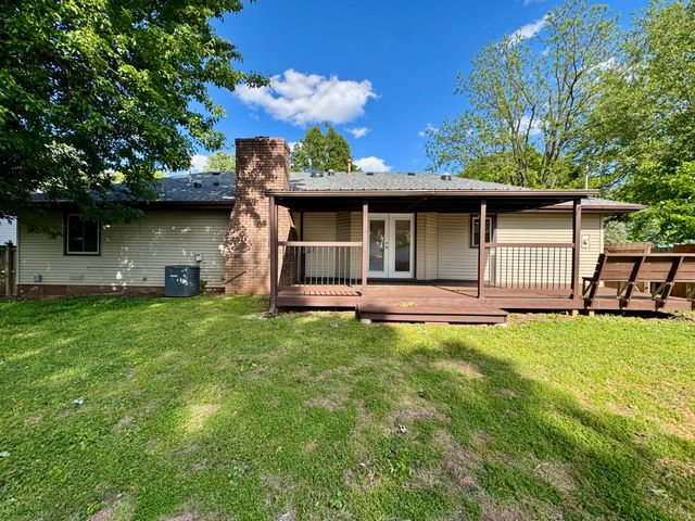 3537 S Dollison Avenue, Springfield, MO 65807