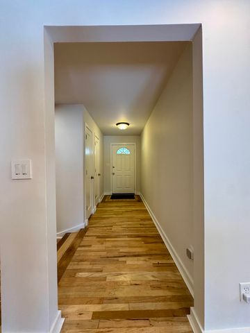 3537 S Dollison Avenue, Springfield, MO 65807
