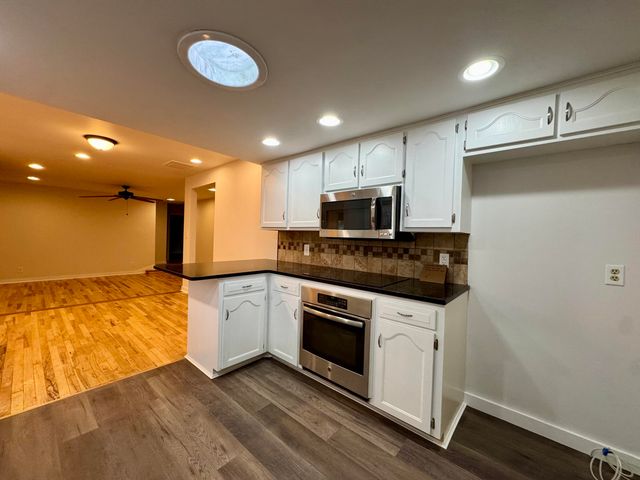 3537 S Dollison Avenue, Springfield, MO 65807