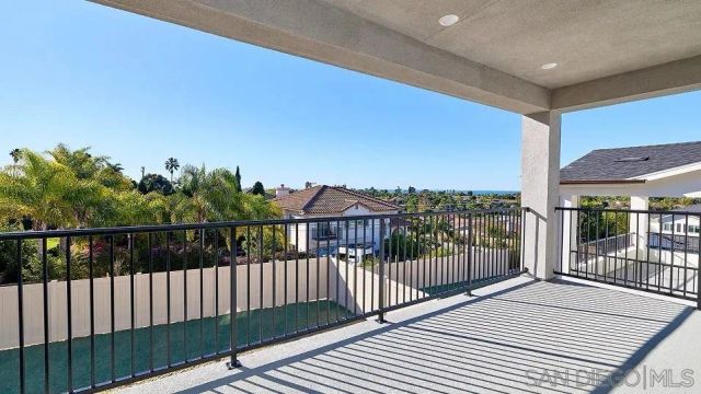 2320 Loker Way, Oceanside, CA 92054