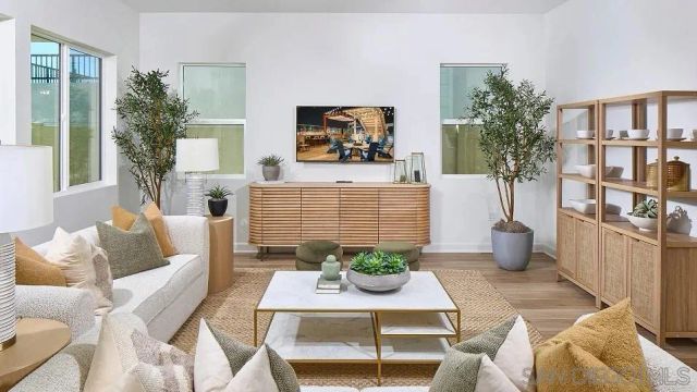 2320 Loker Way, Oceanside, CA 92054
