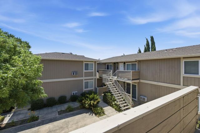 4970 Cherry Avenue 212, San Jose, CA 95118