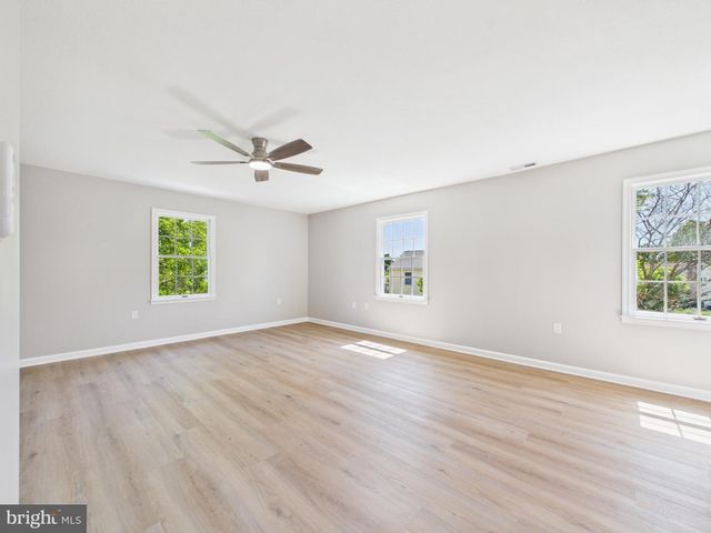 110 KARAKUL CT, Stephens City, VA 22655