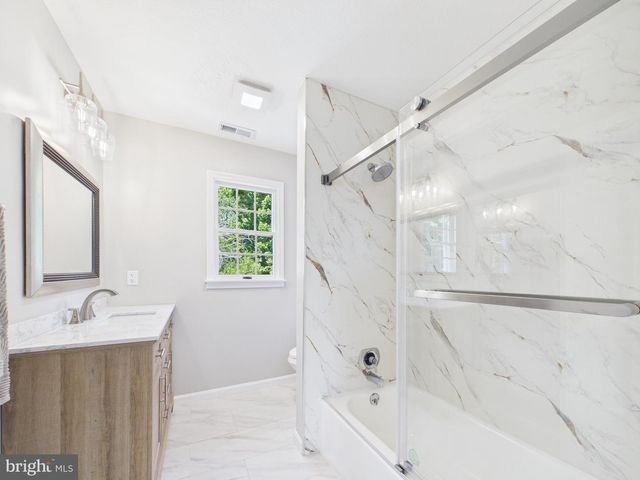 110 KARAKUL CT, Stephens City, VA 22655