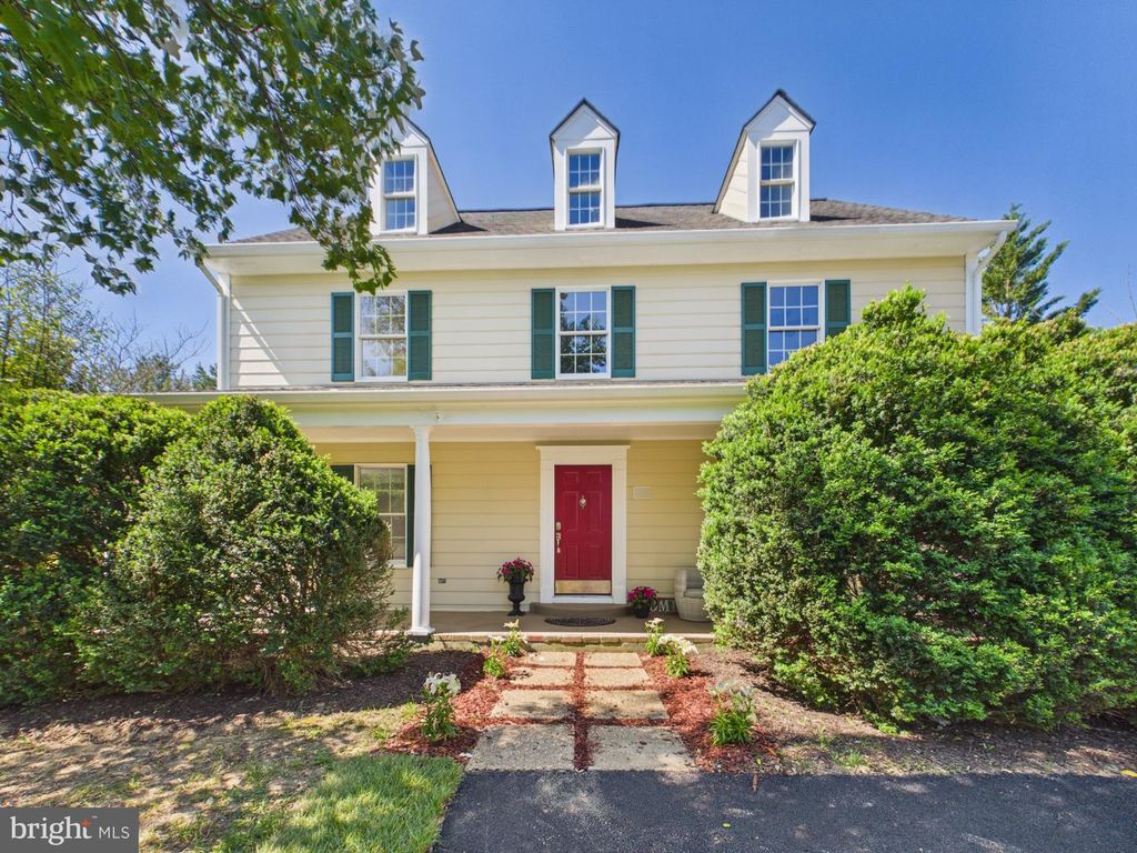 110 KARAKUL CT, Stephens City, VA 22655