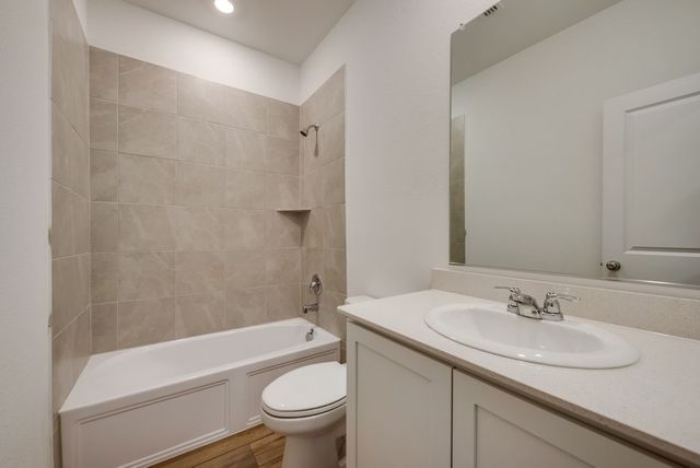 301 Post Oak Street, Azle, TX 76020