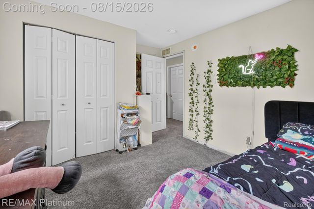 354 Saddlebrook Drive, Linden, MI 48451