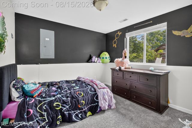 354 Saddlebrook Drive, Linden, MI 48451