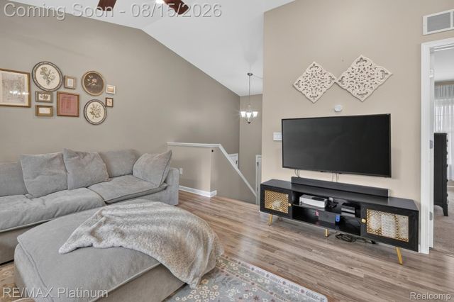 354 Saddlebrook Drive, Linden, MI 48451