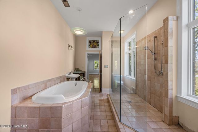 401 Harbor Drive, New Bern, NC 28560