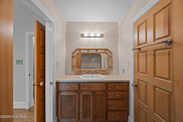 401 Harbor Drive, New Bern, NC 28560