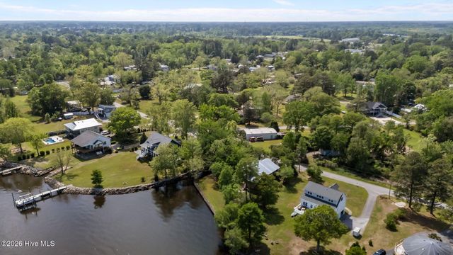 401 Harbor Drive, New Bern, NC 28560