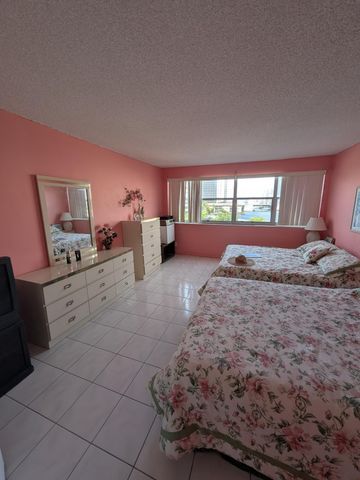 111 Golden Isles Drive C10, Hallandale Beach, FL 33009
