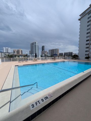 111 Golden Isles Drive C10, Hallandale Beach, FL 33009