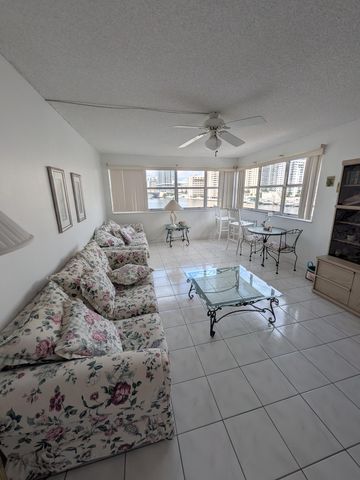 111 Golden Isles Drive C10, Hallandale Beach, FL 33009