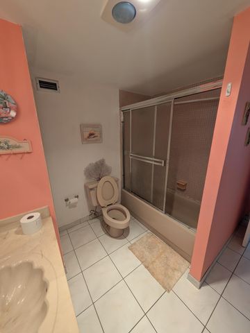 111 Golden Isles Drive C10, Hallandale Beach, FL 33009