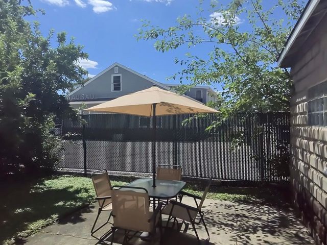 246 E 161st Place, South Holland, IL 60473