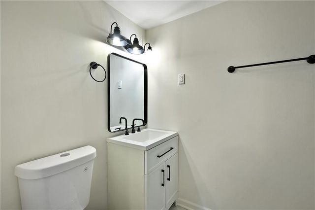 116 SW Noel Street, Lee's Summit, MO 64063