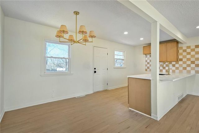 116 SW Noel Street, Lee's Summit, MO 64063