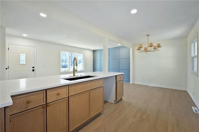 116 SW Noel Street, Lee's Summit, MO 64063