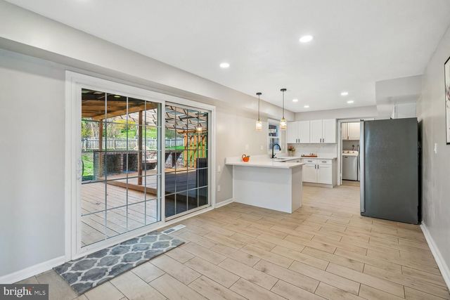 12200 FLEMING LN, Bowie, MD 20715