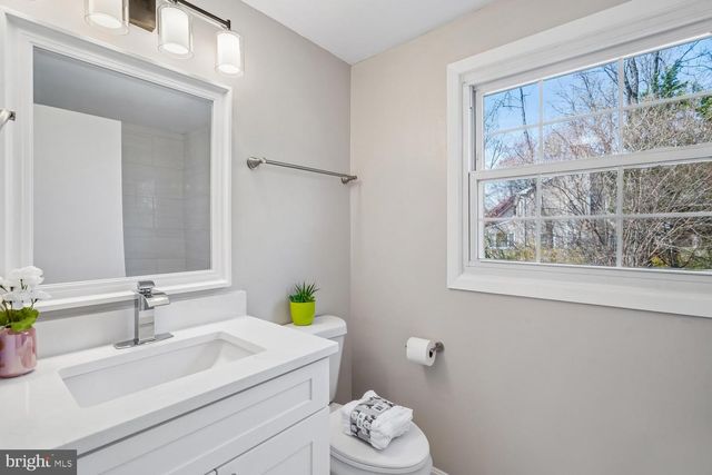 12200 FLEMING LN, Bowie, MD 20715