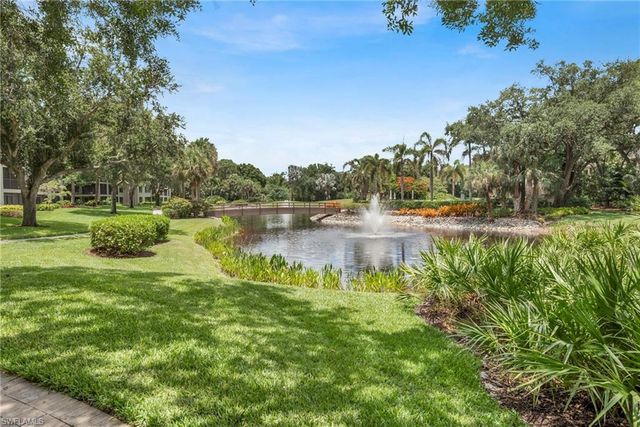 5954 Pelican Bay BLVD 235, Naples, FL 34108