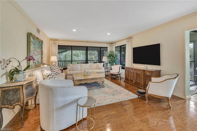 5954 Pelican Bay BLVD 235, Naples, FL 34108
