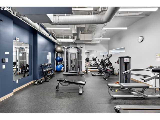 949 Nw OVERTON St 1105, Portland, OR 97209